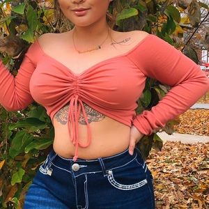 Long sleeve pinkish top